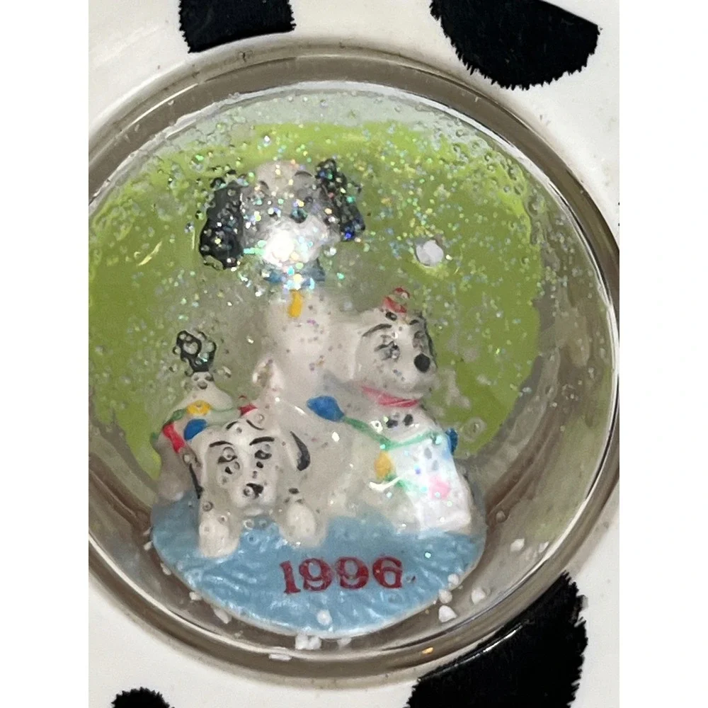 Disney 101 Dalmatians Snow Globe 1996 McDonalds Vintage Collectible Toy Red Base